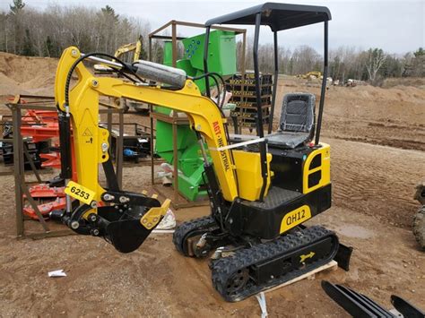 h12 mini excavator specs|qh12 mini excavator manual.